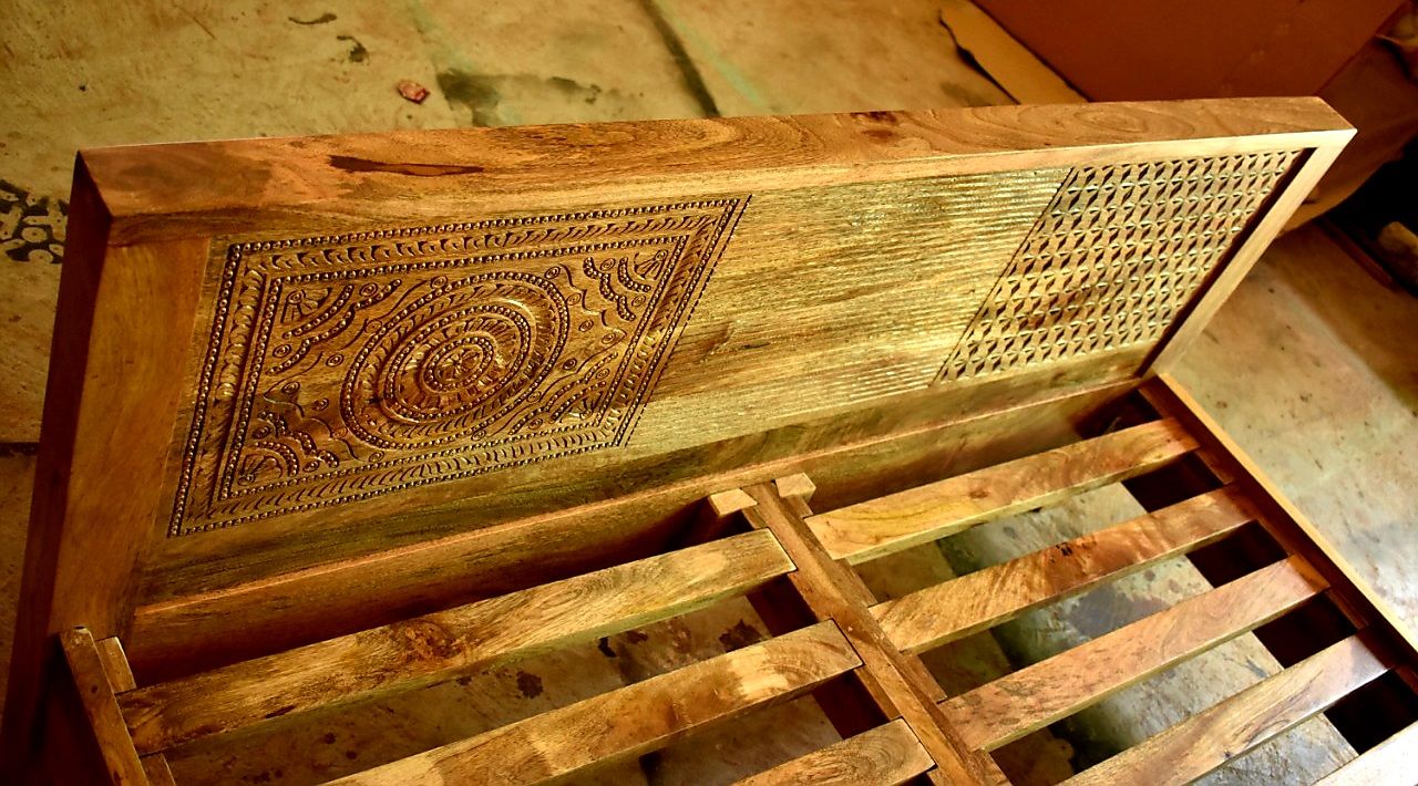 Vivid Sahara Contemporary Mango Wood Bed