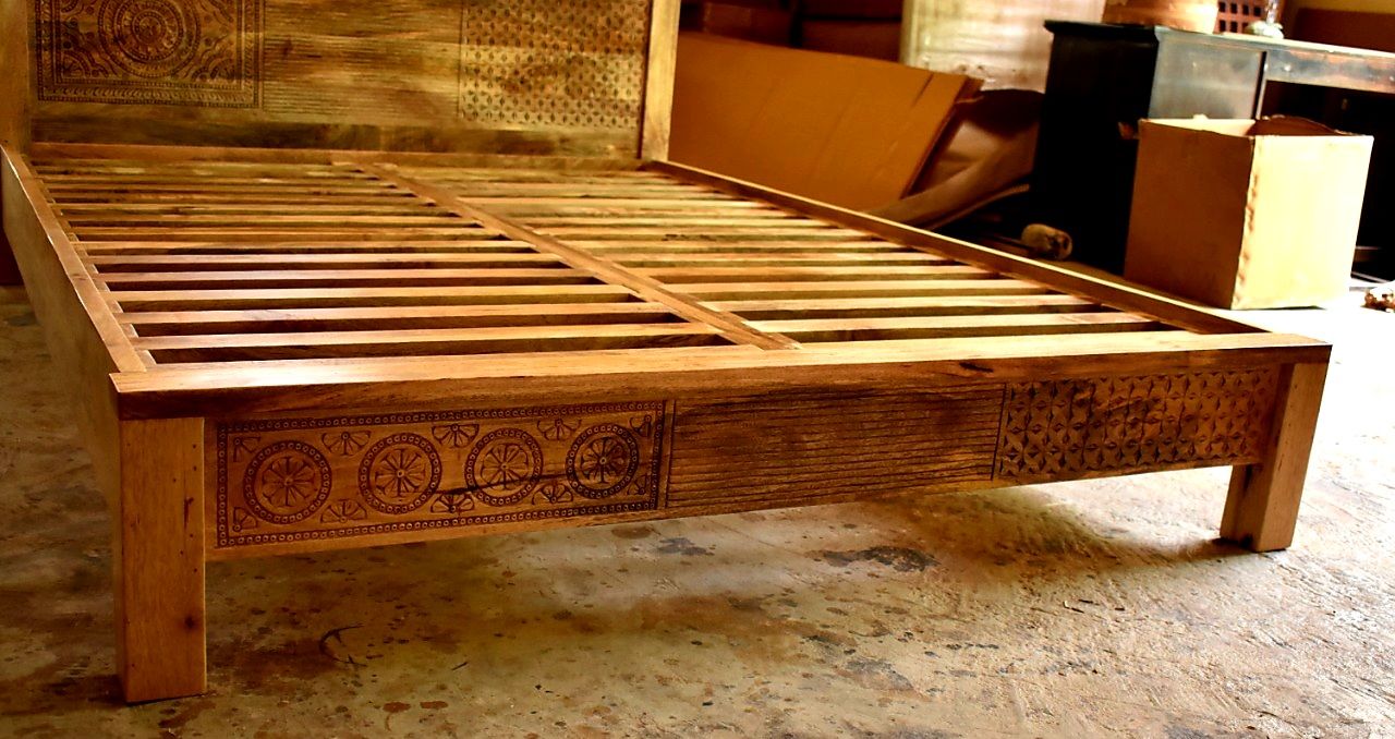 Vivid Sahara Contemporary Mango Wood Bed