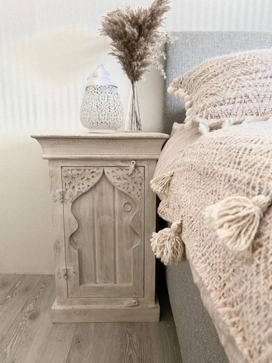 MAYON Hand Carved Bedside Tables