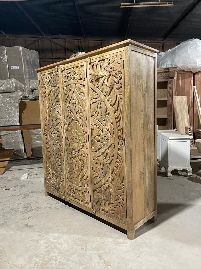ILANO Hand - carved Solid Mango Wood 3 - door Armoire - Furniture Home LLC