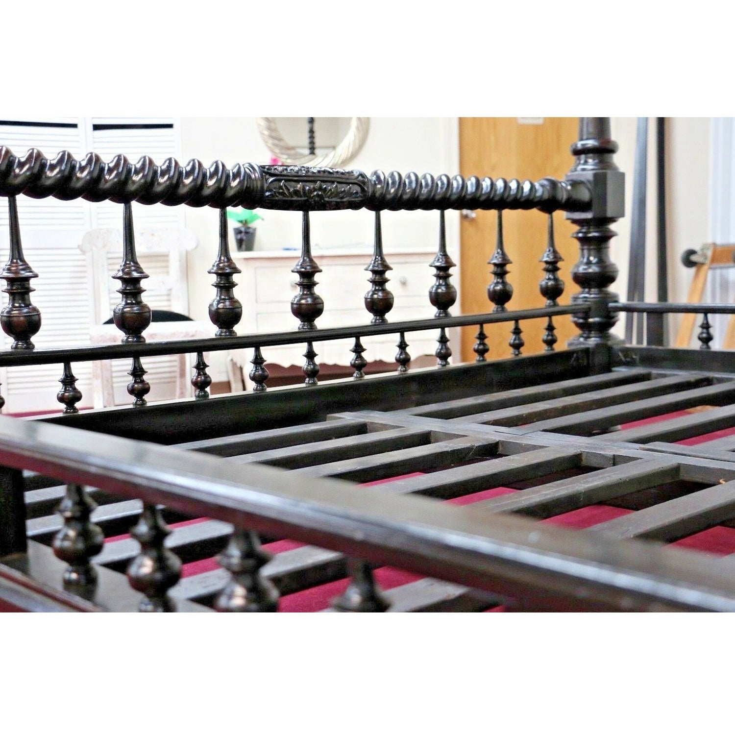 Mace Indian Hand Carved Wooden Colonial Posters Platform Bed – handcrafted solid wood furniture