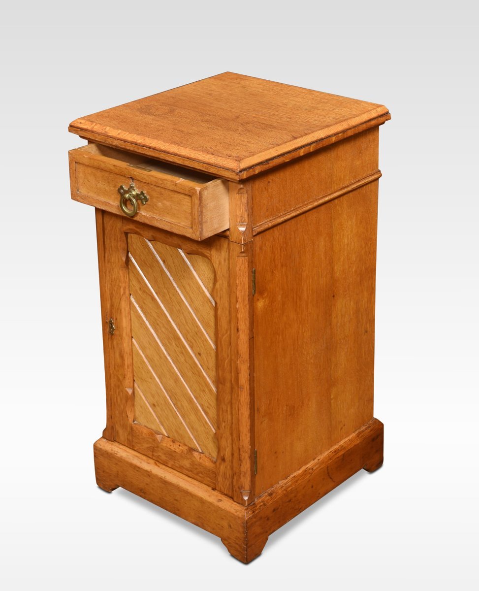 ToTo Gothic Wooden Bed Side Cabinet – handcrafted solid wood furniture