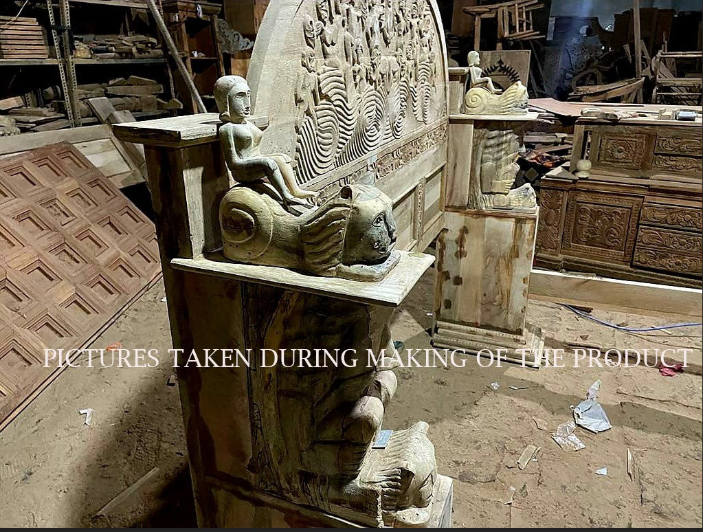 Daze Hand Carved Gothic Bed