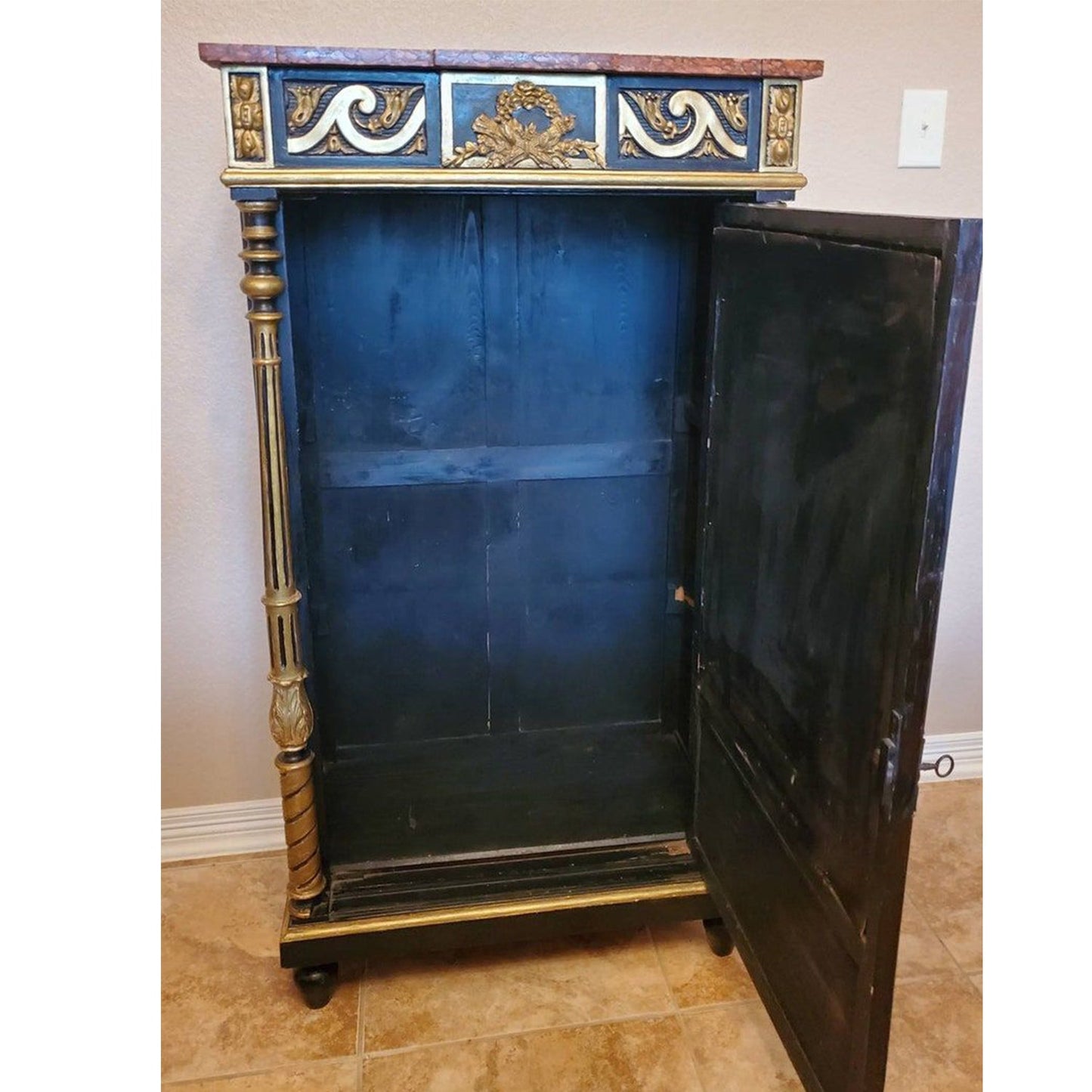 LUXY Hand Carved Magnificent Mirrored Cabinet