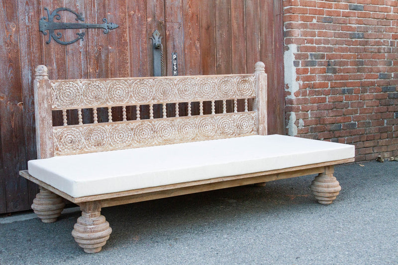 Hand Carved Indian Mughal floral White Washed Charming Daybed
